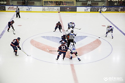 Estacion de Esqui Meribel Mottaret - Agence Saulire - Hockey Juego Pista de hielo