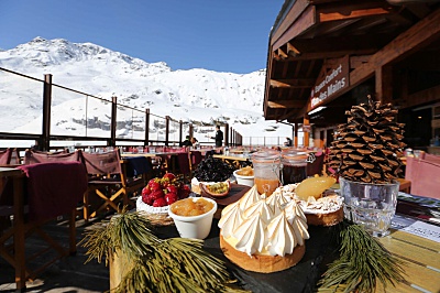 Estacion de Esqui Meribel Mottaret - Agence Saulire - Restaurante Terraza - Plan des Mains