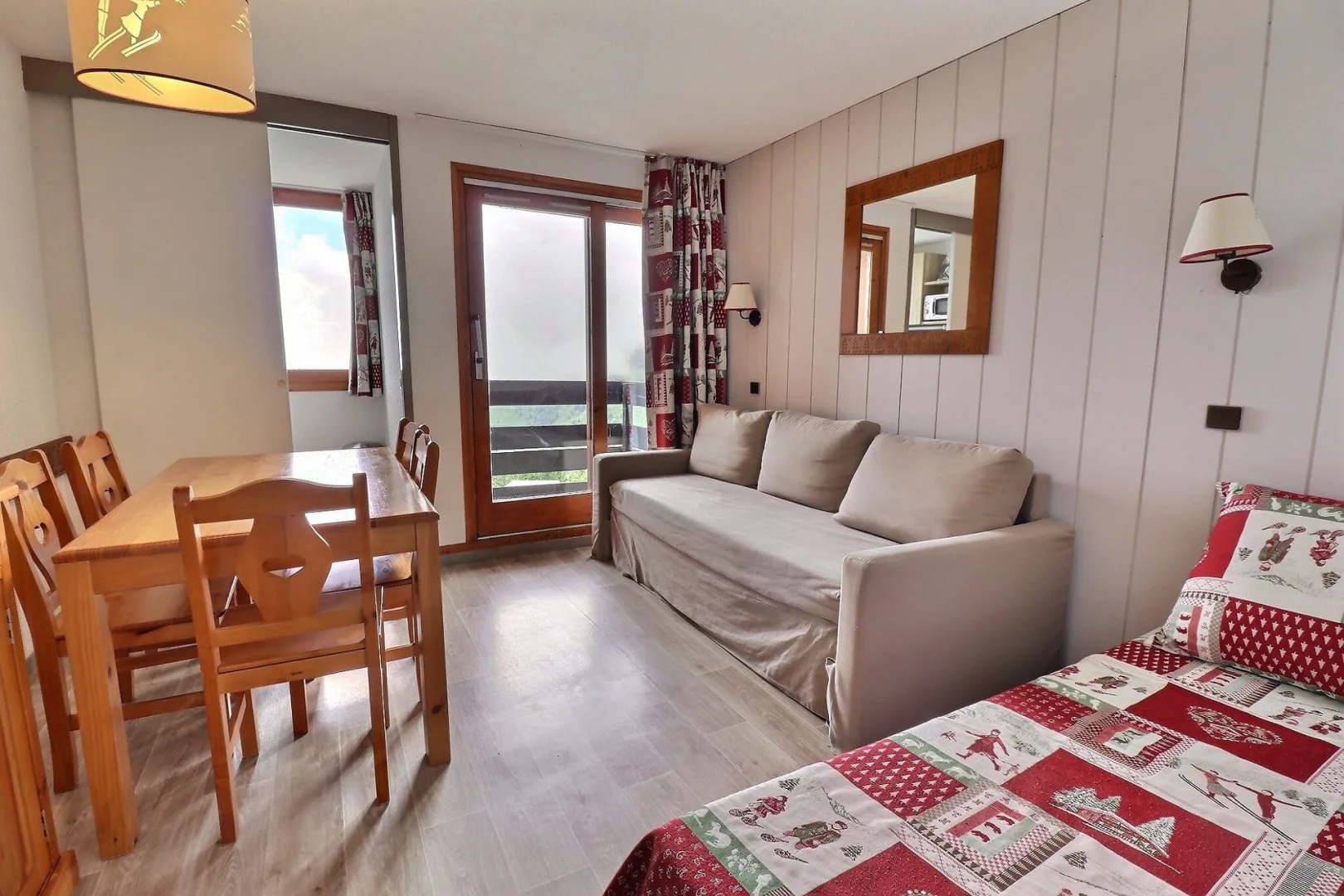 CROA44 / Dos piezas / Méribel / Le Hameau